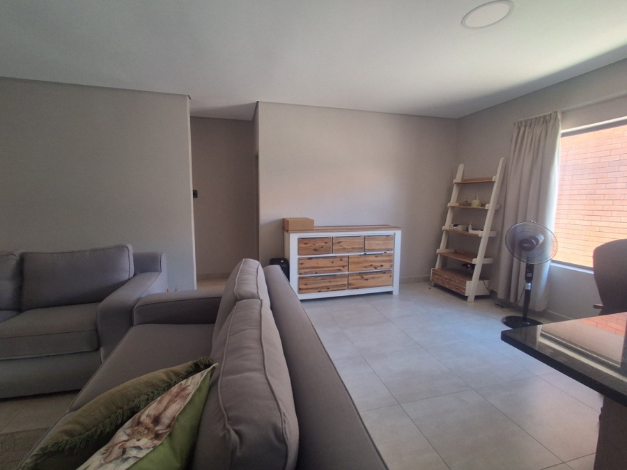 To Let 3 Bedroom Property for Rent in Somerton Estate Free State